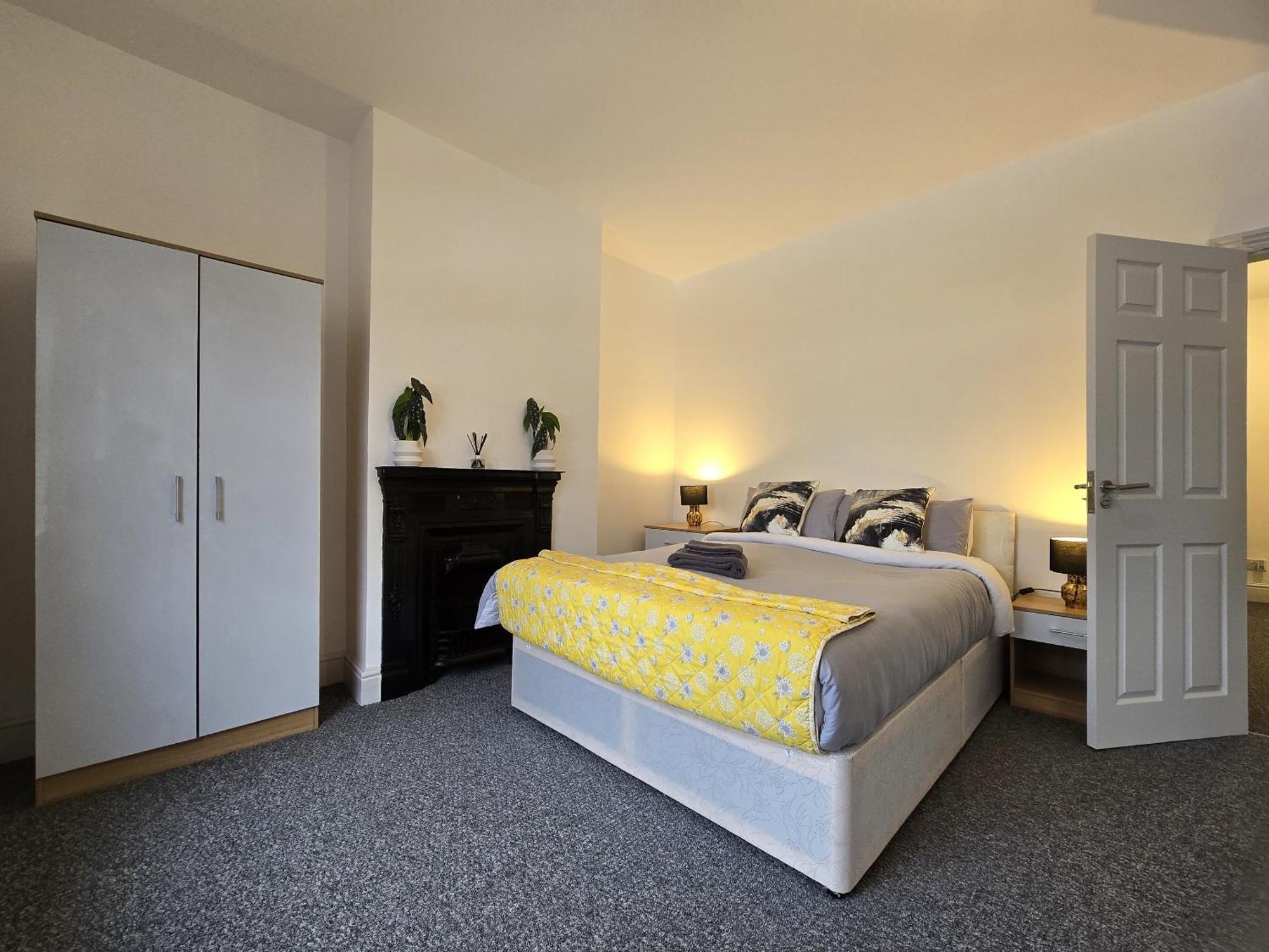 Вилла Warburton House, Newark - Walking Distance From North Gate Train Station & Market Place Экстерьер фото