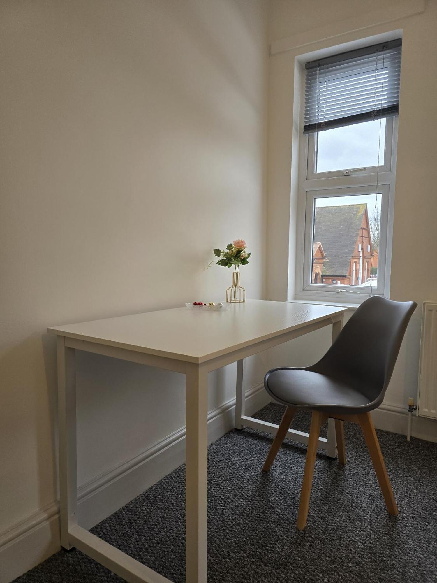 Вилла Warburton House, Newark - Walking Distance From North Gate Train Station & Market Place Экстерьер фото