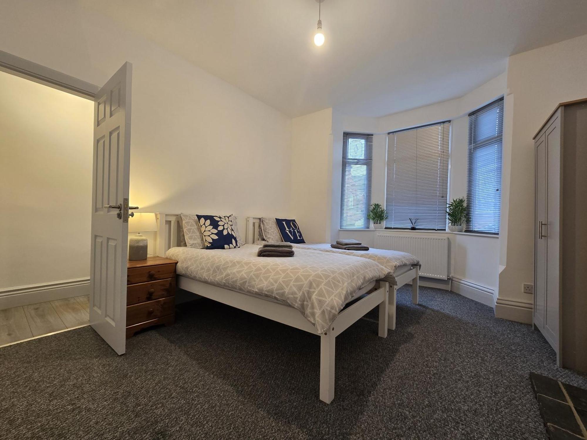 Вилла Warburton House, Newark - Walking Distance From North Gate Train Station & Market Place Экстерьер фото